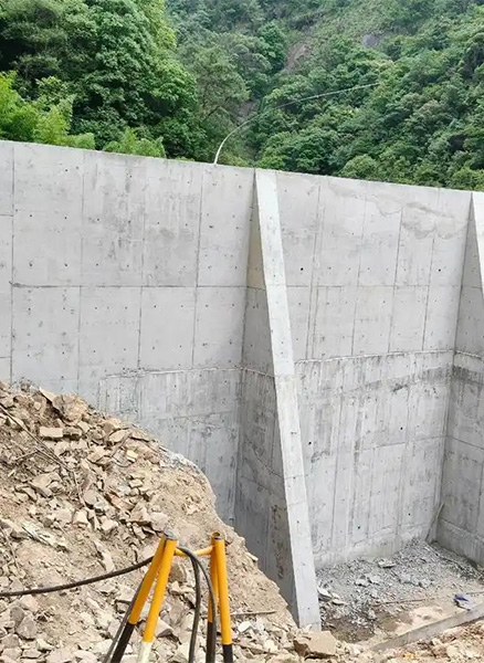 日照五莲县重力式挡土墙